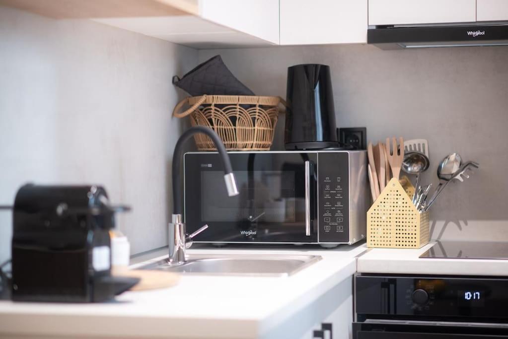 Athenian Luxe & Cozy Studio Екстер'єр фото