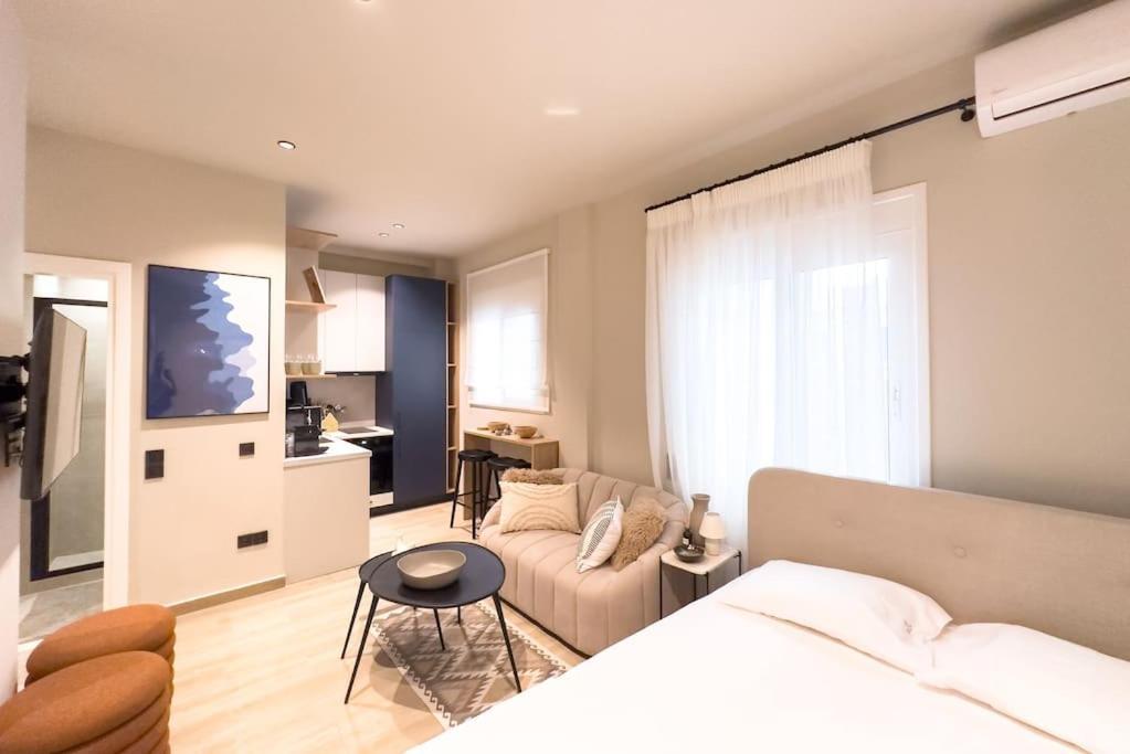 Athenian Luxe & Cozy Studio Екстер'єр фото